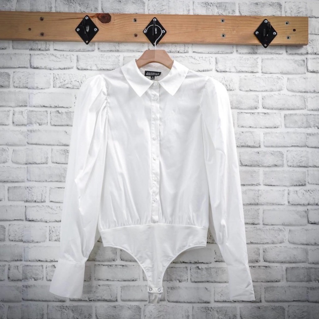 Danielle Bernstein Button Up Puff Sleeve Bodysuit, Xl